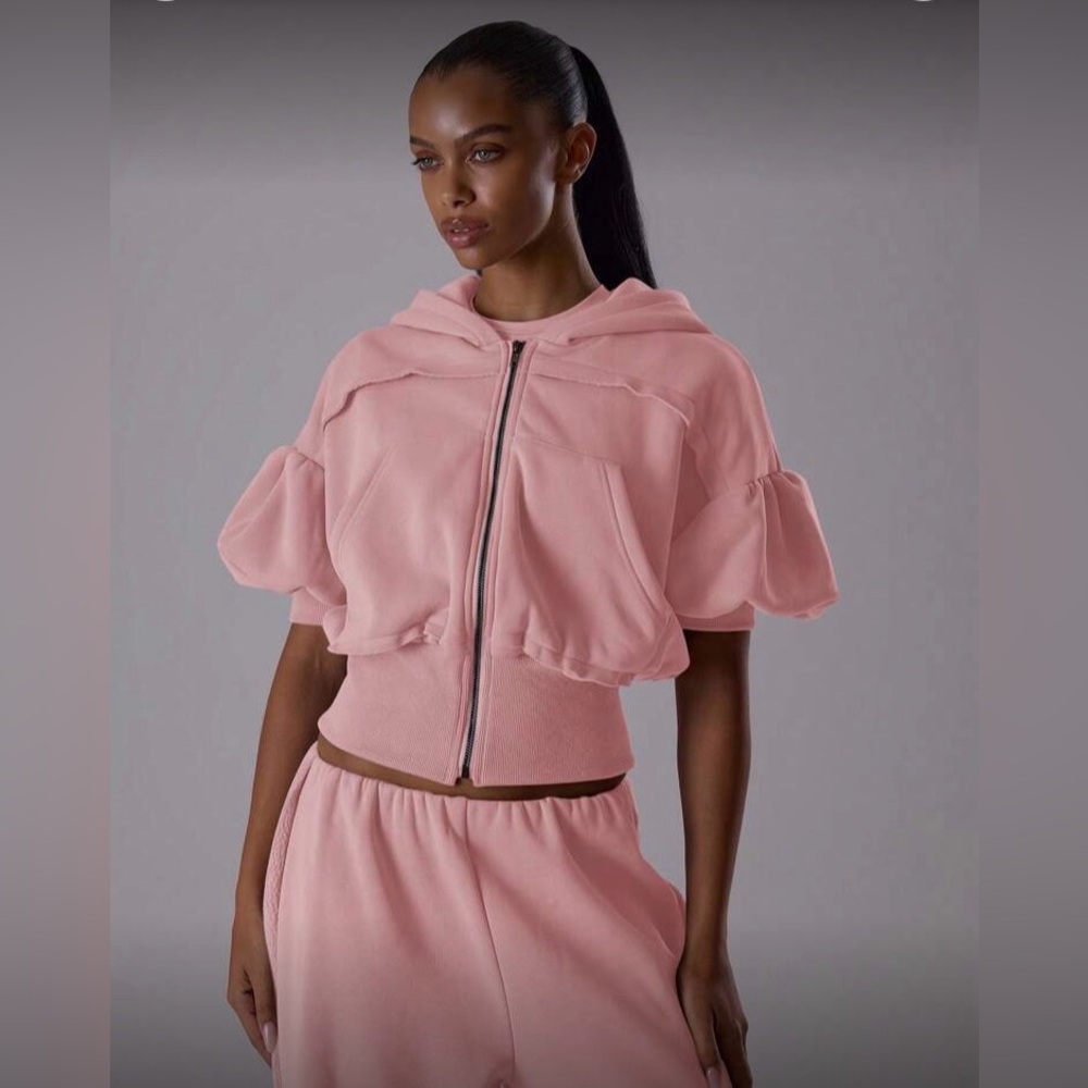 Zara Soft Pink Hooded Zip-Front Crop Top with Puff Sleeves